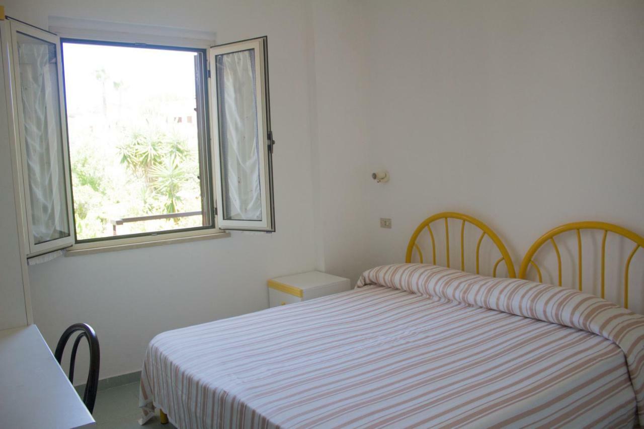 Residence Esmeraldo Capo Vaticano Esterno foto